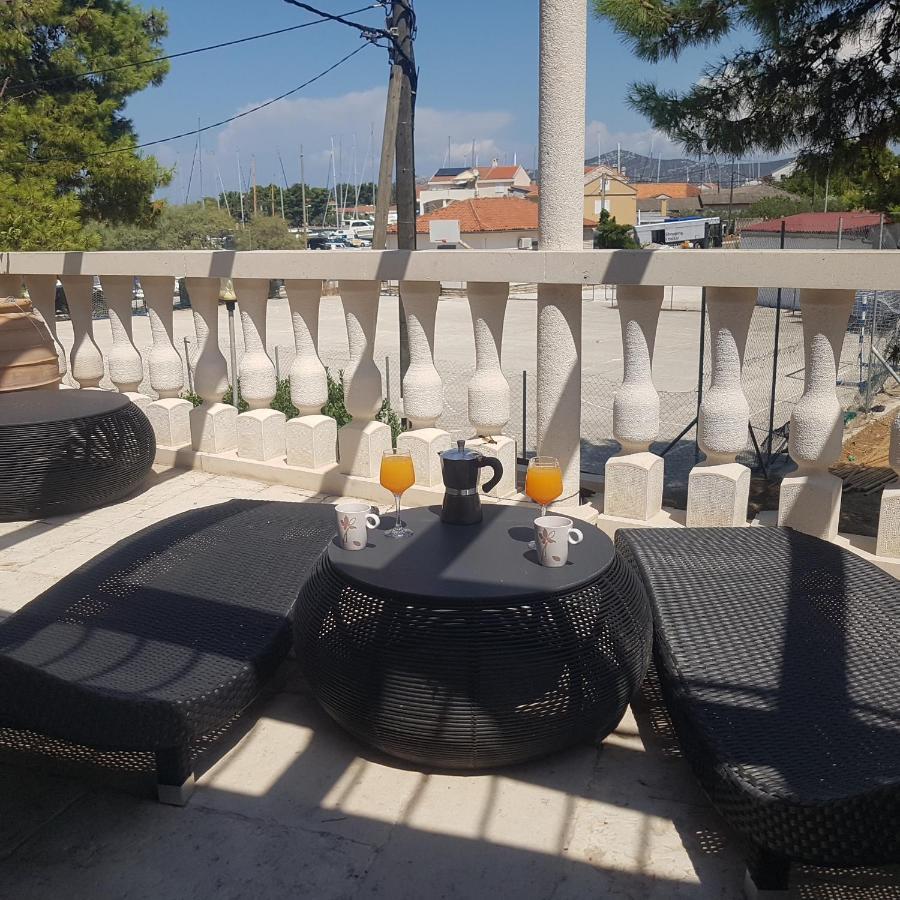 Jardin Kapetanova Kuca Appartement Veli Iž Buitenkant foto