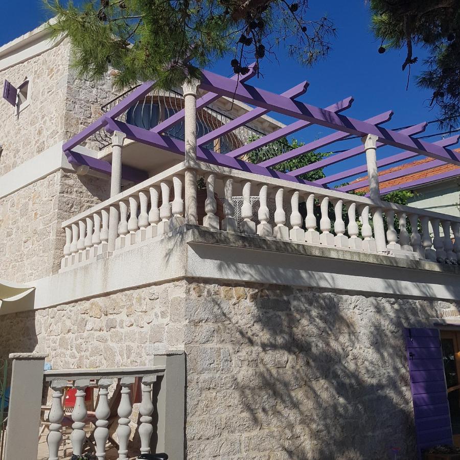 Jardin Kapetanova Kuca Appartement Veli Iž Buitenkant foto