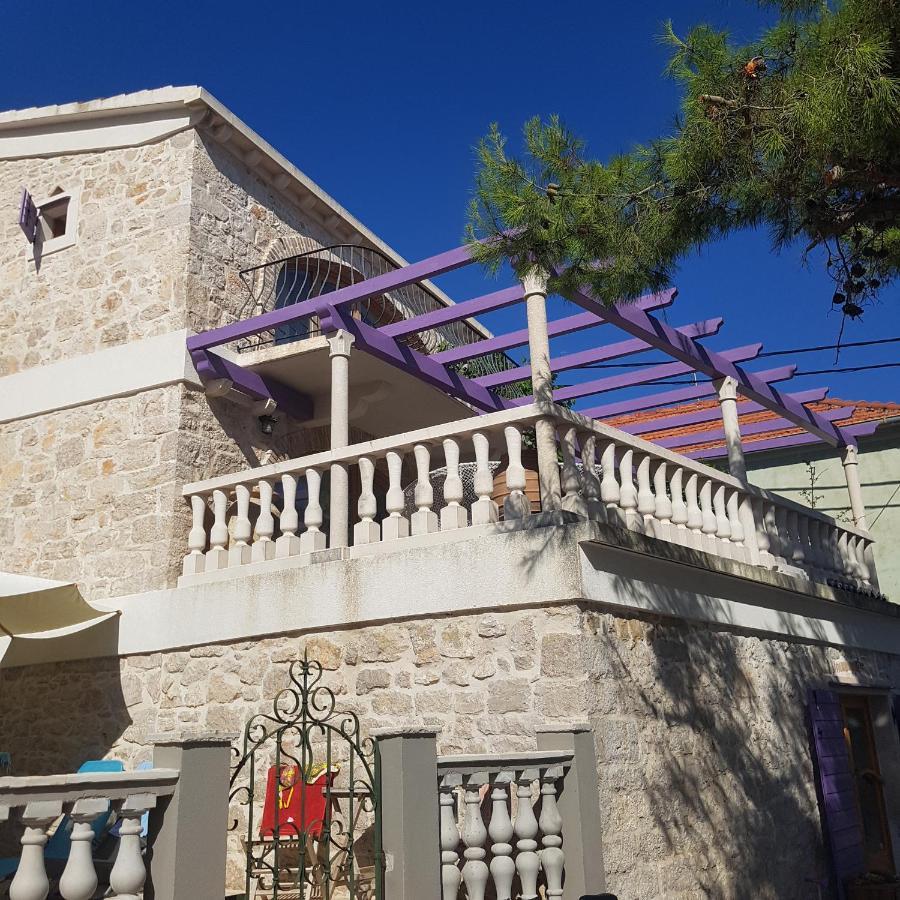 Jardin Kapetanova Kuca Appartement Veli Iž Buitenkant foto