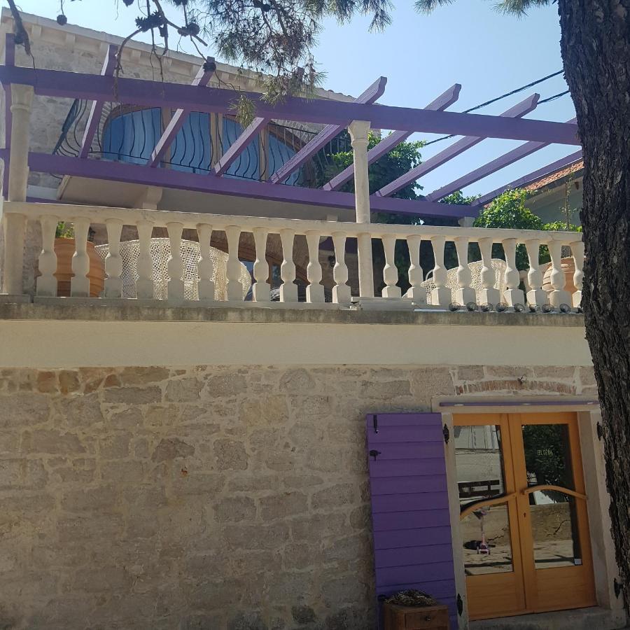 Jardin Kapetanova Kuca Appartement Veli Iž Buitenkant foto