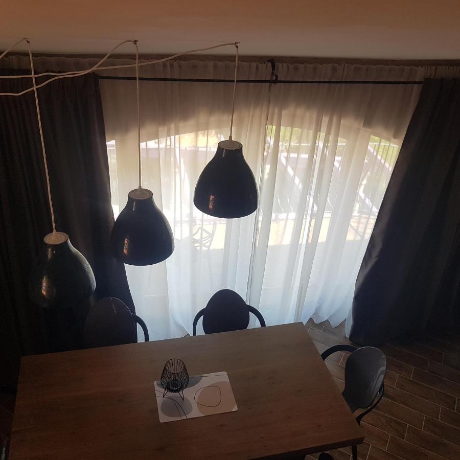 Jardin Kapetanova Kuca Appartement Veli Iž Buitenkant foto