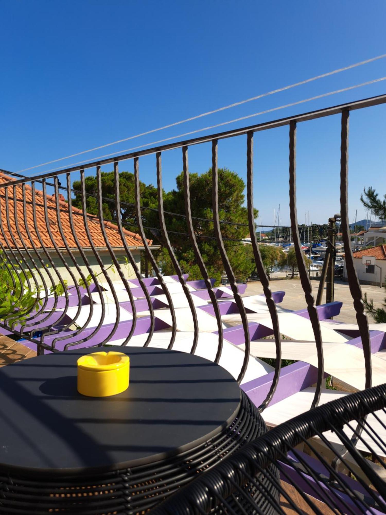 Jardin Kapetanova Kuca Appartement Veli Iž Buitenkant foto