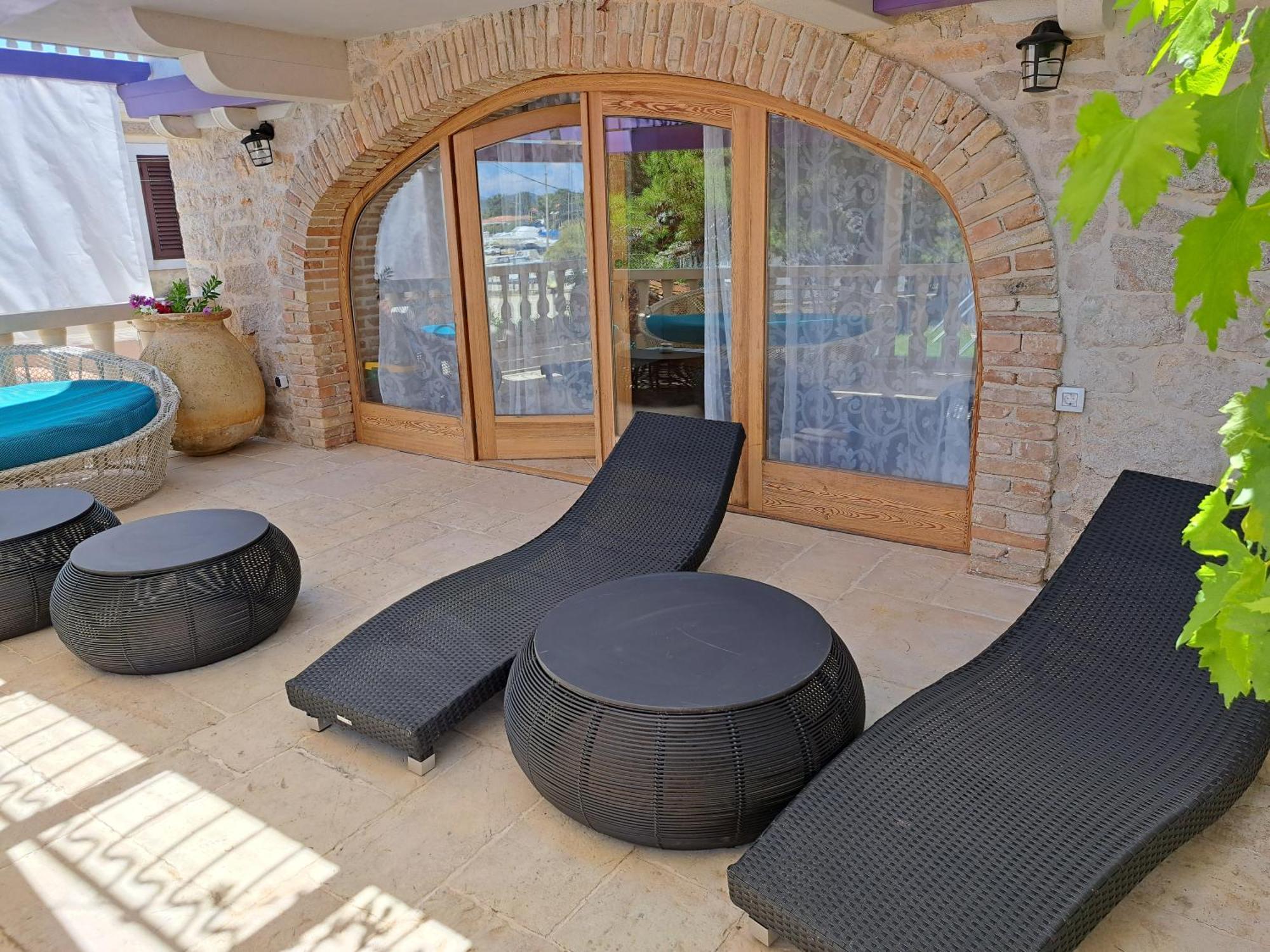 Jardin Kapetanova Kuca Appartement Veli Iž Buitenkant foto