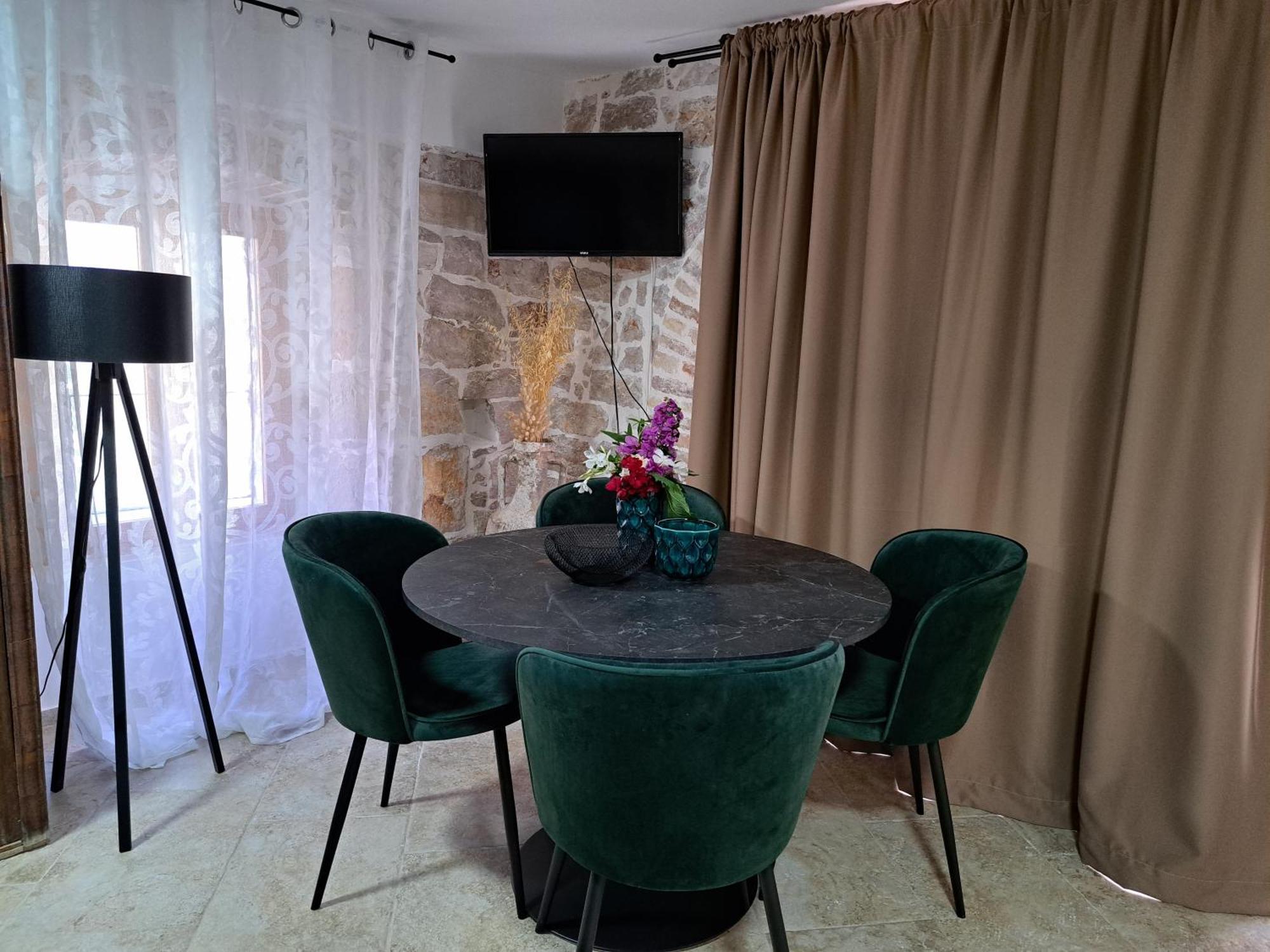 Jardin Kapetanova Kuca Appartement Veli Iž Buitenkant foto